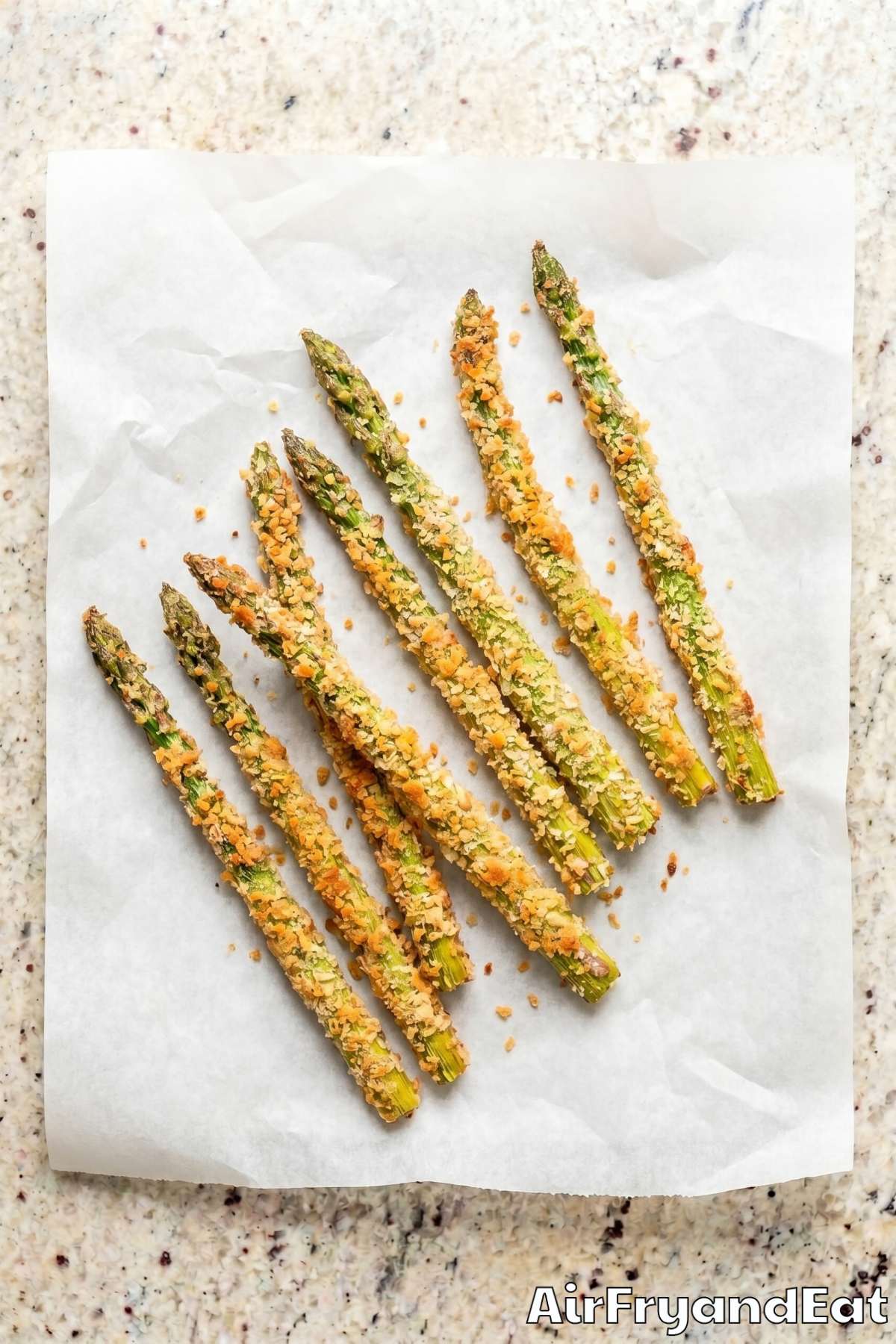 Easy air fryer asparagus fries