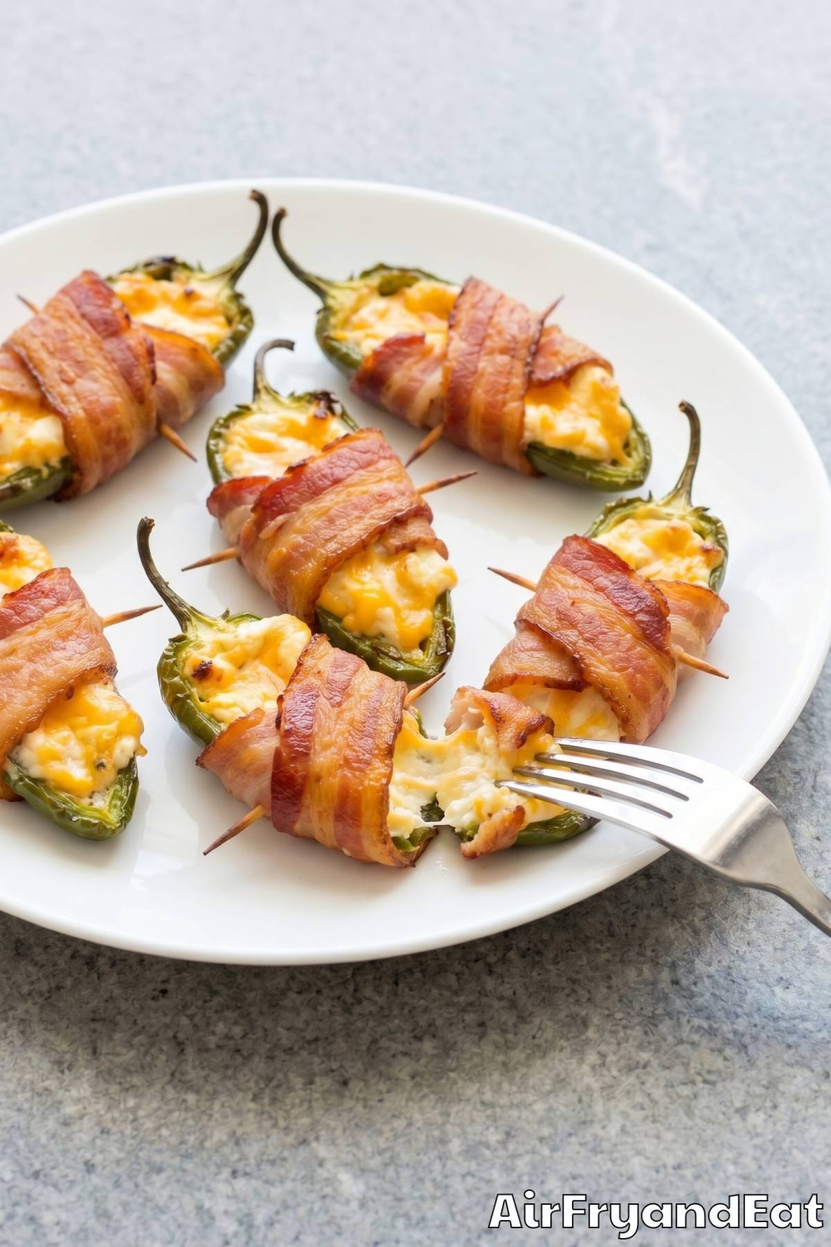 cheesy air fryer bacon jalapeño poppers