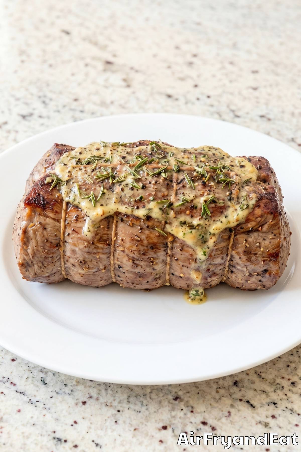Juicy air fryer beef tenderloin sliced