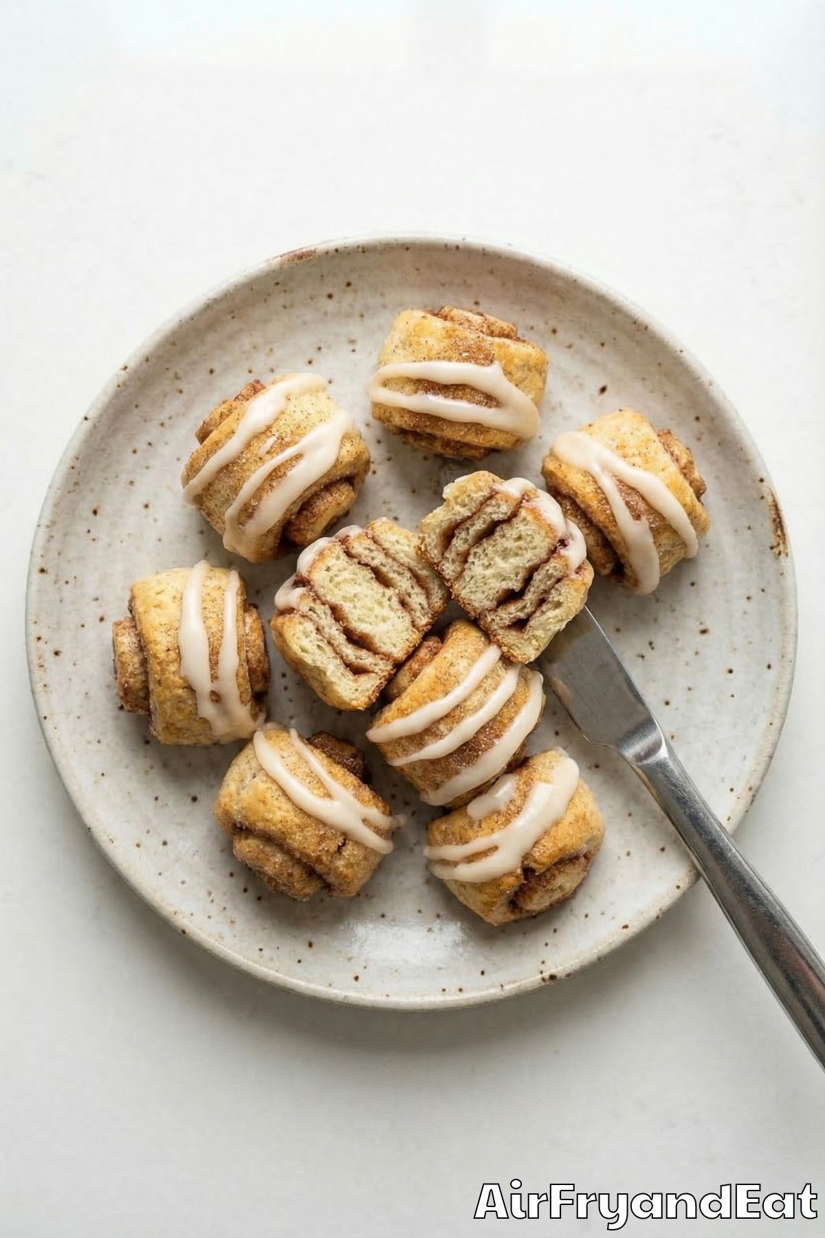 Perfectly crispy air fryer cinnamon roll bites