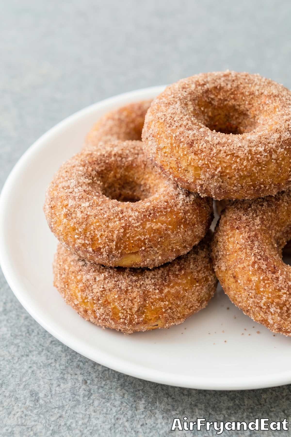 fresh cinnamon sugar donut cakes