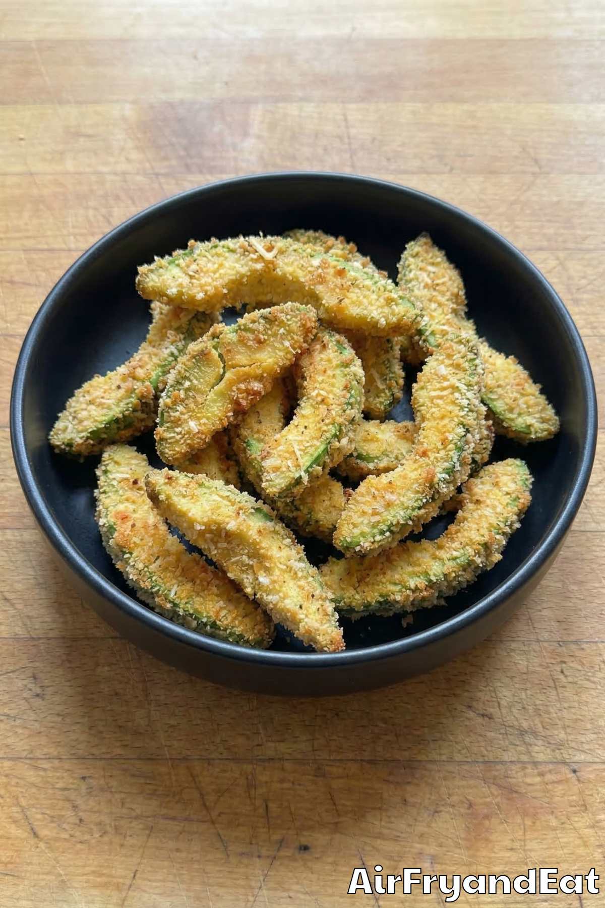 Easy air fryer crispy avocado fries closeup
