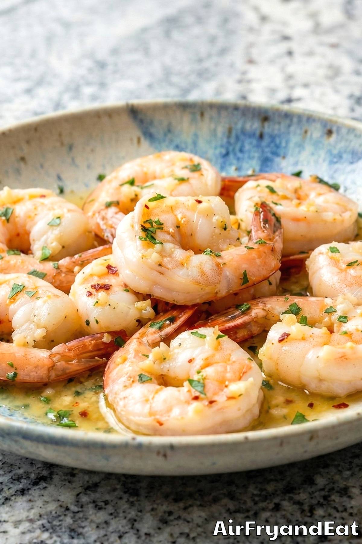 Simple air fryer garlic butter shrimp scampi