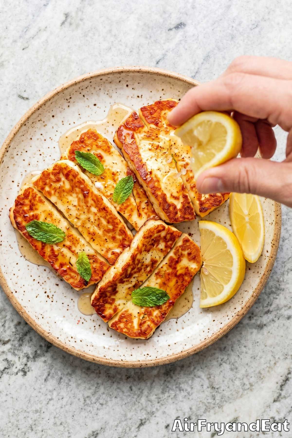 Easy air fryer halloumi chunks