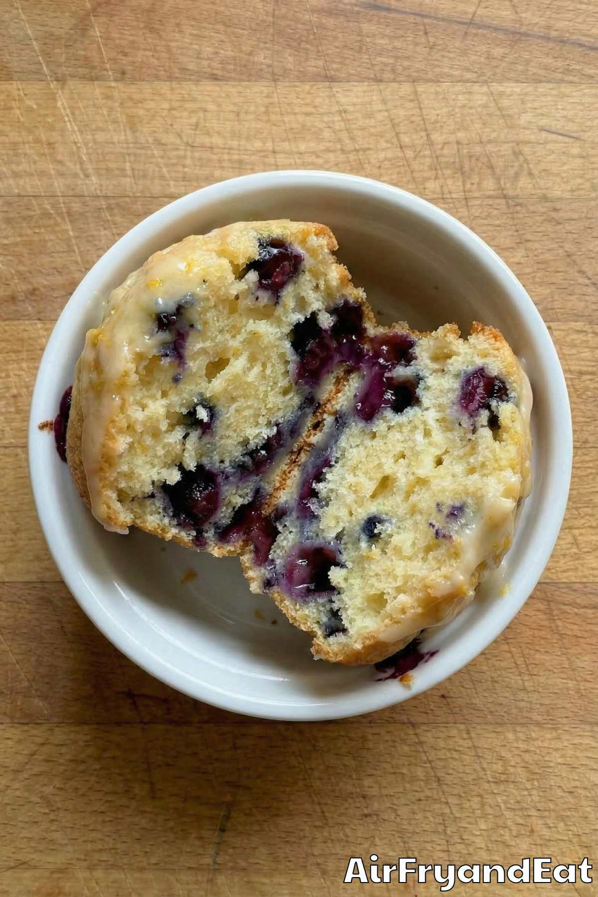 Lovely air fryer lemon blueberry mini cakes