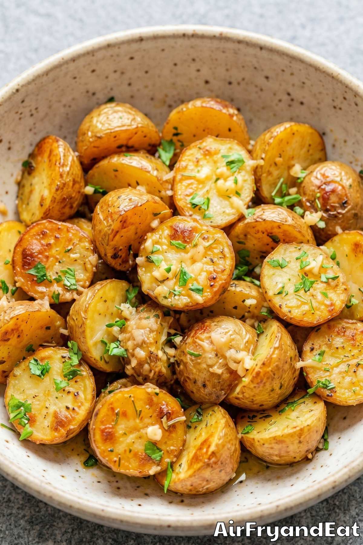 Perfectly roasted air fryer mini potatoes