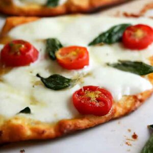 air fryer naan pizza