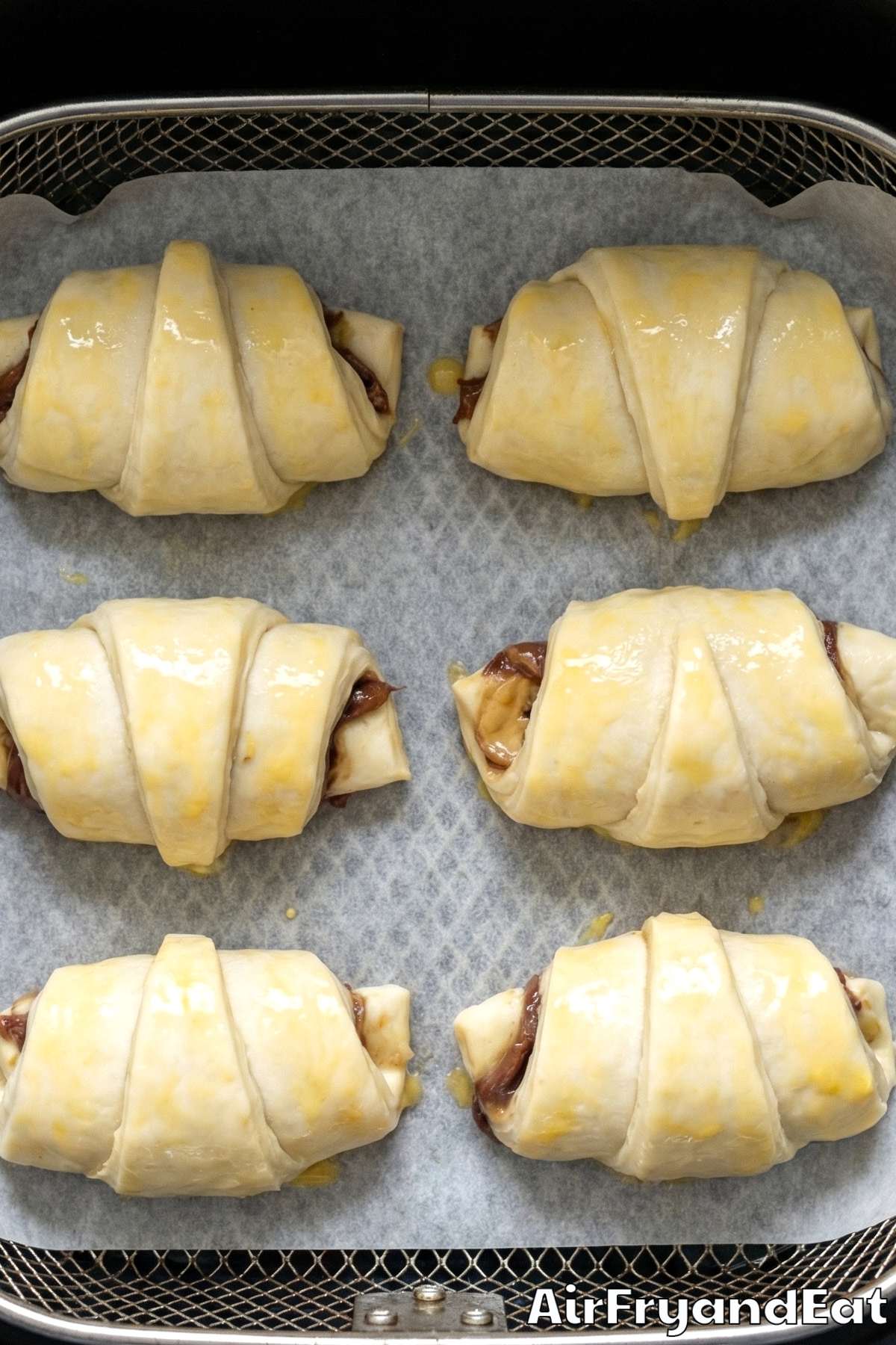 Air Fryer Nutella Banana Pastry Rolls Step 4