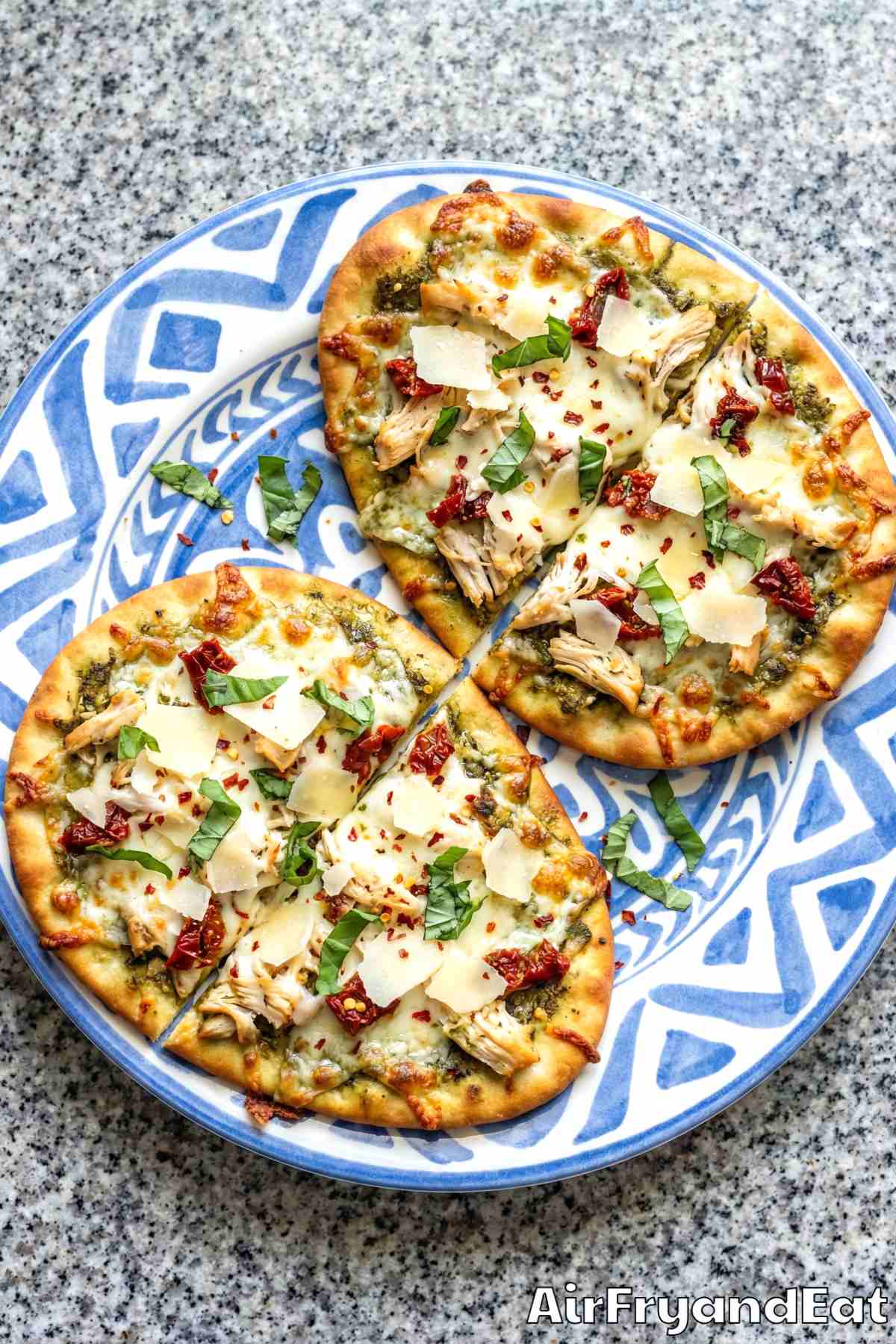 Crispy air fryer pesto chicken flatbread