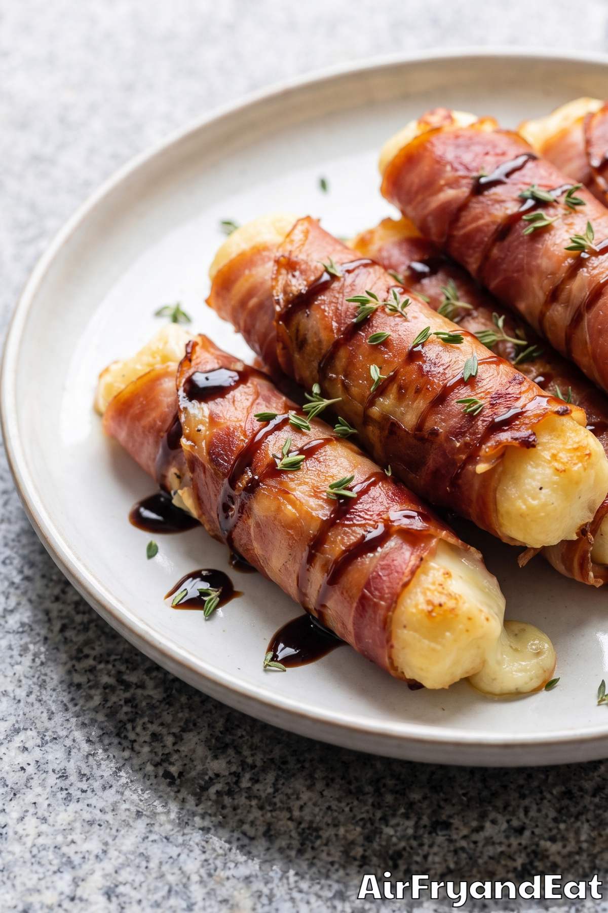 Easy air fryer mozzarella appetizer