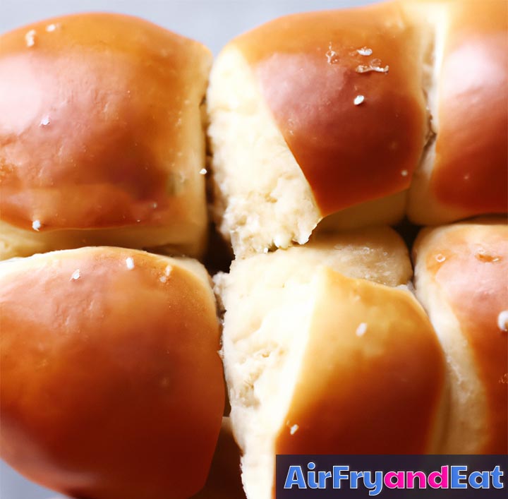 Air Fryer Dinner Rolls Easy & Delicious AirFryAndEat